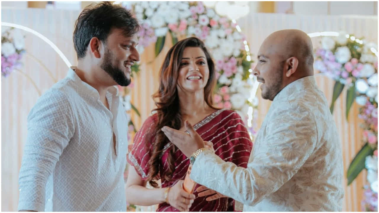 ಕನ್ನಡ ಚಿತ್ರರಂಗದ ಖ್ಯಾತ ನಟಿ ನಿಮಿಕಾ ರತ್ನಾಕರ್ ಅವರು ಕ್ರೀಡೆಯಲ್ಲೂ ಆಸಕ್ತಿ ಹೊಂದಿದ್ದಾರೆ. ಖ್ಯಾತ ಕ್ರಿಕೆಟರ್ಗಳ ಜೊತೆ ಅವರಿಗೆ ಸ್ನೇಹ ಇದೆ. ಅದಕ್ಕೆ ಸಾಕ್ಷಿ ಎಂಬಂತೆ ಹೊಸ ಫೋಟೋಗಳು ಲಭ್ಯವಾಗಿವೆ.