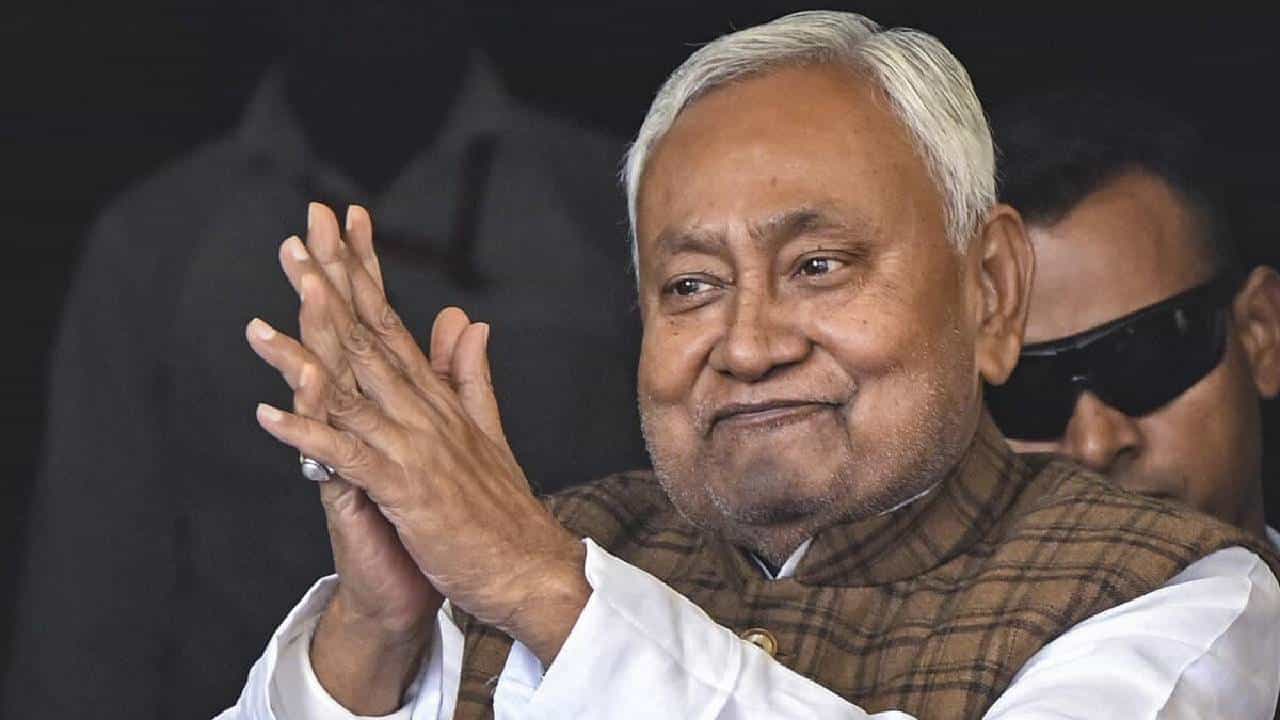 ತಾವು ರಾಜ್ಯಸಭೆಗೆ ಹೋಗುವ ಬಗ್ಗೆ ಮೊದಲ ಬಾರಿಗೆ ಪ್ರತಿಕ್ರಿಯಿಸಿದ ನಿತೀಶ್ ಕುಮಾರ್ ತಾವು ರಾಜ್ಯಸಭೆಗೆ ಹೋಗುವ ಬಗ್ಗೆ ಮೊದಲ ಬಾರಿಗೆ ಪ್ರತಿಕ್ರಿಯಿಸಿದ ನಿತೀಶ್ ಕುಮಾರ್