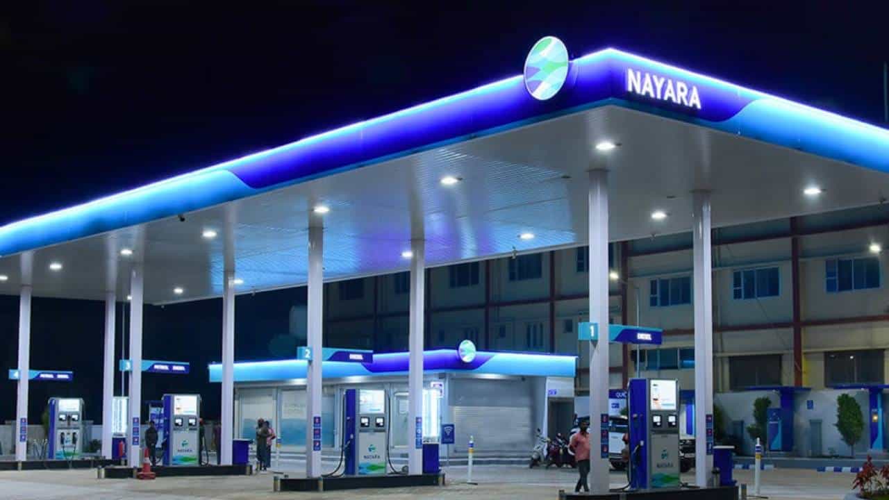 Petrol Diesel Prices: ಭಾರತದಲ್ಲಿ ನಯಾರಾ ಪೆಟ್ರೋಲ್ ದರ ಹೆಚ್ಚಳ; ಲೀಟರ್​ಗೆ 5 ರೂ ಬೆಲೆ ಏರಿಕೆ