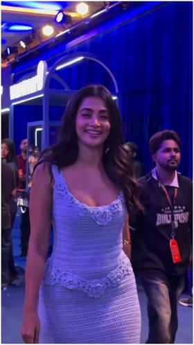 ಪೂಜಾ ಹೆಗ್ಡೆ ಸ್ಮೈಲ್ ಸೂಪರ್