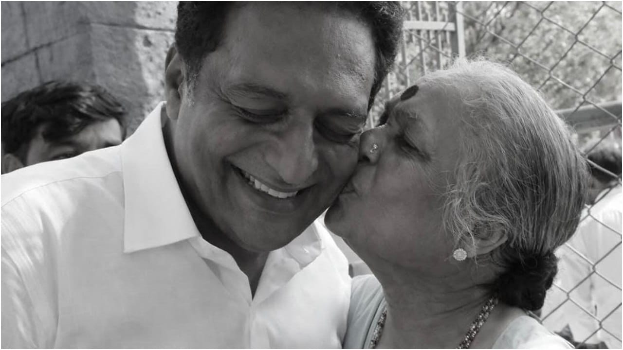 ಪ್ರಕಾಶ್ ರಾಜ್ಗೆ ಮಾತೃವಿಯೋಗ ; ಅಮ್ಮನ ದೇವತೆಯಂತೆ ನೋಡುತ್ತಿದ್ದ ನಟ ಪ್ರಕಾಶ್ ರಾಜ್ಗೆ ಮಾತೃವಿಯೋಗ ; ಅಮ್ಮನ ದೇವತೆಯಂತೆ ನೋಡುತ್ತಿದ್ದ ನಟ