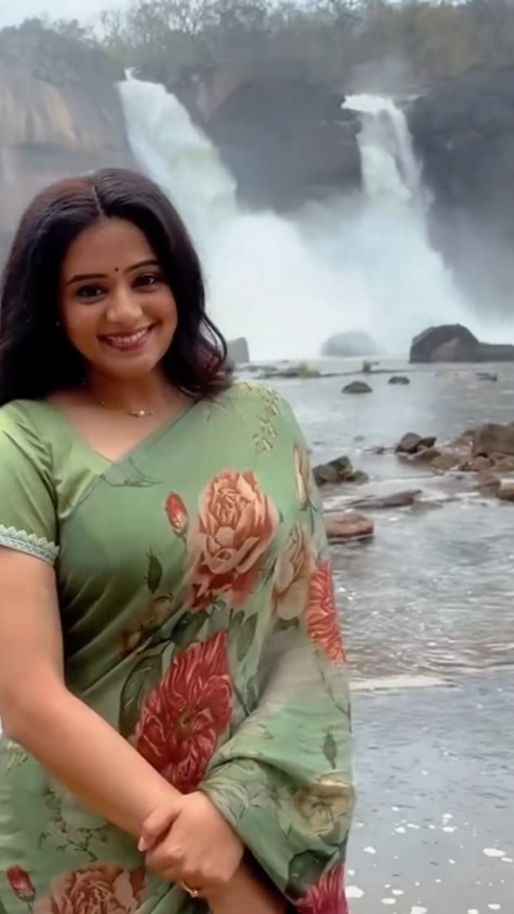 ಚಿತ್ರೀಕರಣಕ್ಕಾಗಿ ಸುಂದರ ಸ್ಥಳಗಳಿಗೆ ಸಾಹಸ ಯಾತ್ರೆ ಮಾಡಿದ ಪ್ರಿಯಾಮಣಿ: ವಿಡಿಯೋ