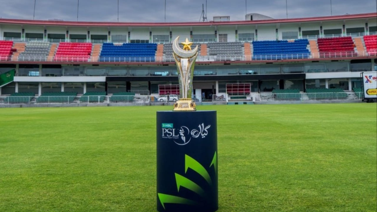 PSL 2026: ಕೇವಲ 2 ಕ್ರೀಡಾಂಗಣಗಳಲ್ಲಿ ಪ್ರೇಕ್ಷಕರಿಲ್ಲದೆ ನಡೆಯಲಿದೆ ಪಾಕ್ ಸೂಪರ್ ಲೀಗ್ PSL 2026: ಕೇವಲ 2 ಕ್ರೀಡಾಂಗಣಗಳಲ್ಲಿ ಪ್ರೇಕ್ಷಕರಿಲ್ಲದೆ ನಡೆಯಲಿದೆ ಪಾಕ್ ಸೂಪರ್ ಲೀಗ್