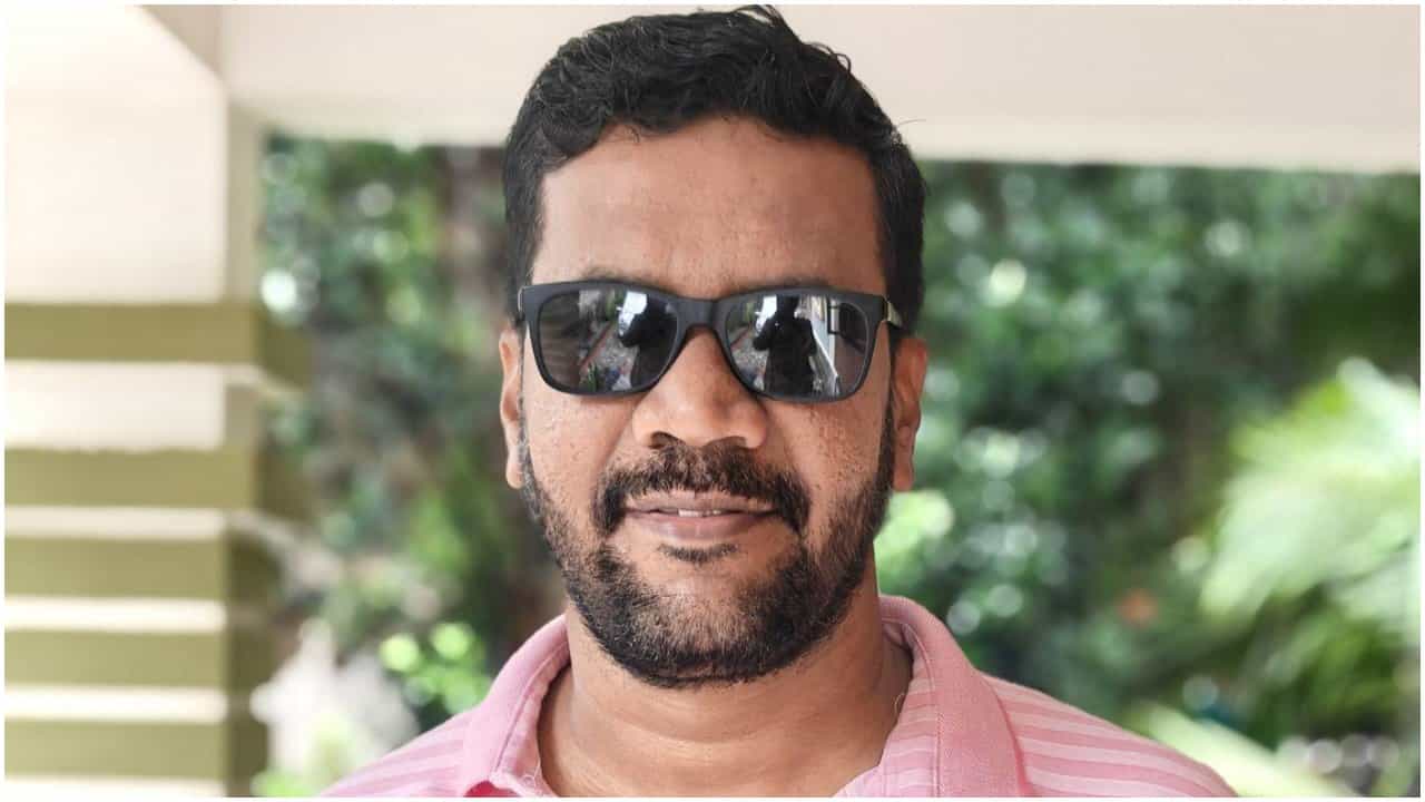 ‘ಆ ಸಿನಿಮಾ ಕಥೆ ನನ್ನದು’; ಕನ್ನಡದಲ್ಲಿ ಇತ್ತೀಚೆಗೆ ರಿಲೀಸ್ ಆದ ಹಿಟ್ ಚಿತ್ರದ ಬಗ್ಗೆ ಕೃತಿಚೌರ್ಯ ಆರೋಪ ‘ಆ ಸಿನಿಮಾ ಕಥೆ ನನ್ನದು’; ಕನ್ನಡದಲ್ಲಿ ಇತ್ತೀಚೆಗೆ ರಿಲೀಸ್ ಆದ ಹಿಟ್ ಚಿತ್ರದ ಬಗ್ಗೆ ಕೃತಿಚೌರ್ಯ ಆರೋಪ