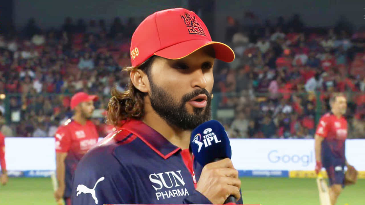 Rajat Patidar: ಅವರನ್ನು ಹೊಗಳಲು ನನ್ನ ಬಳಿ ಪದಗಳಿಲ್ಲ..! Rajat Patidar: ಅವರನ್ನು ಹೊಗಳಲು ನನ್ನ ಬಳಿ ಪದಗಳಿಲ್ಲ..!