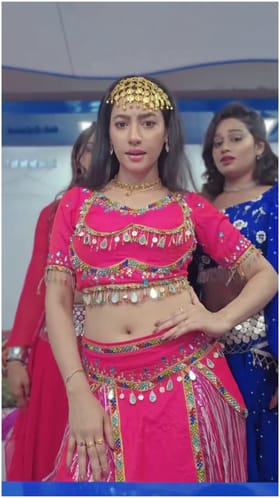 ಸಖತ್ ಆಗಿ ಬೆಲ್ಲಿ ಡ್ಯಾನ್ಸ್ ಮಾಡಿದ ರಮೋಲಾ