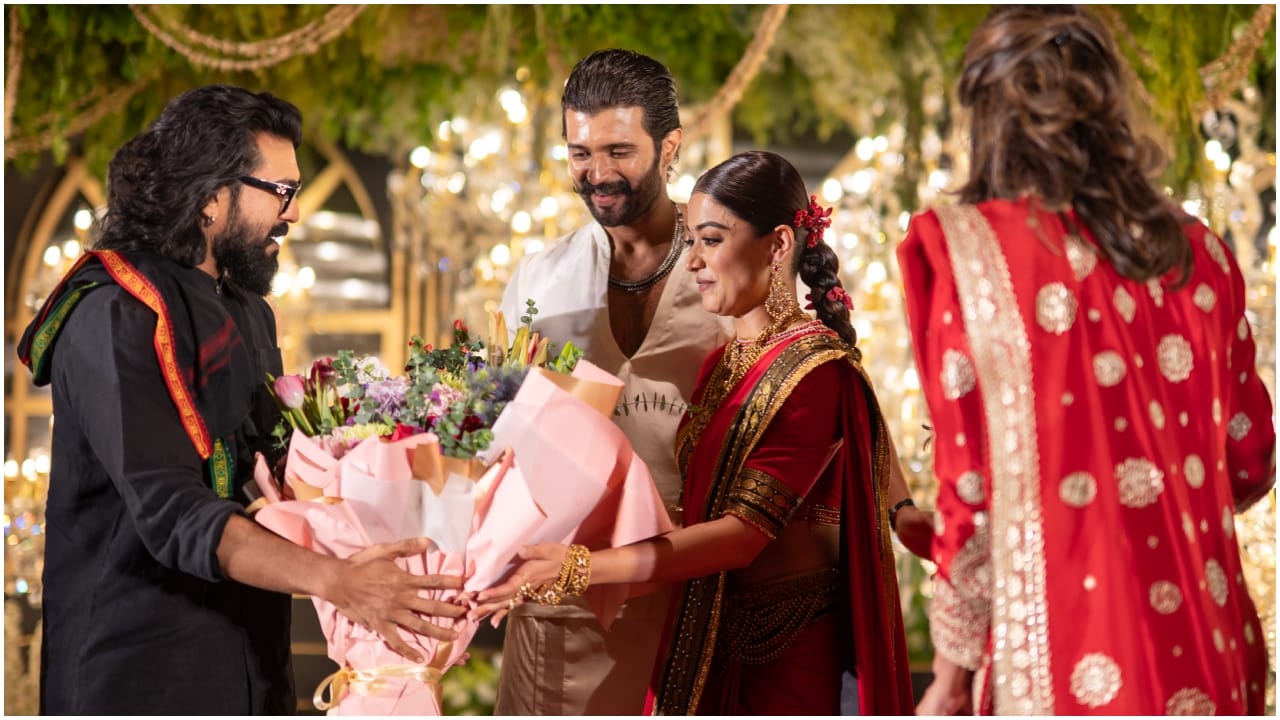 ನಾನಿ, ರಾಮ್ ಚರಣ್, ನಾಗಾರ್ಜುನ, ವೆಂಕಟೇಶ್, ಶರತ್ ಕುಮಾರ್ ಮುಂತಾದ ಕಲಾವಿದರು ಆರತಕ್ಷತೆಗೆ ಬಂದಿದ್ದಾರೆ. ಪ್ಯಾನ್ ಇಂಡಿಯಾ ಮಟ್ಟದಲ್ಲಿ ಫೇಮಸ್ ಆಗಿರುವ ಈ ಜೋಡಿಗೆ ಸಿಕ್ಕಾಪಟ್ಟೆ ಬೇಡಿಕೆ ಇದೆ.