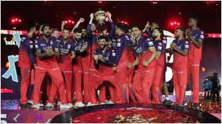 ಆರ್‌ಸಿಬಿ ಇತಿಹಾಸದಲ್ಲಿ ಹೊಸ ಯುಗ: ಬಿರ್ಲಾ ಗ್ರೂಪ್​​​ಗೆ 16,600 ಕೋಟಿ ರೂ.ಗೆ ಮಾರಾಟವಾಯ್ತು ಬೆಂಗಳೂರು ತಂಡ!