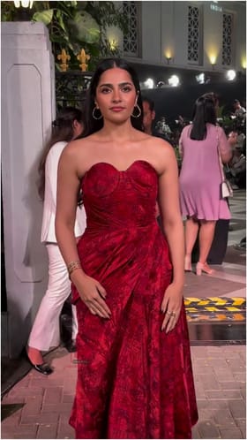 ಗುಲಾಬಿಯಂತೆ ಕಾಣಿಸಿದ ರುಕ್ಮಿಣಿ ವಸಂತ್ 