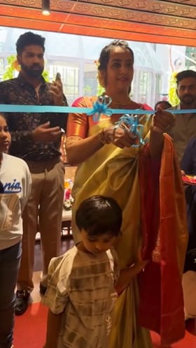 ಹೋಟೆಲ್ ಉದ್ಘಾಟನೆಗೆ ತೆರಳಿದ ಸಂಜನಾಗೆ ಸಿಕ್ತು ಭರ್ಜರಿ ಸ್ವಾಗತ