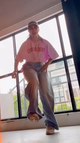 ಸಾನ್ಯಾ ಐಯ್ಯರ್ ಸಖತ್ ಡ್ಯಾನ್ಸ್: ಇಲ್ಲಿದೆ ನೋಡಿ ವಿಡಿಯೋ