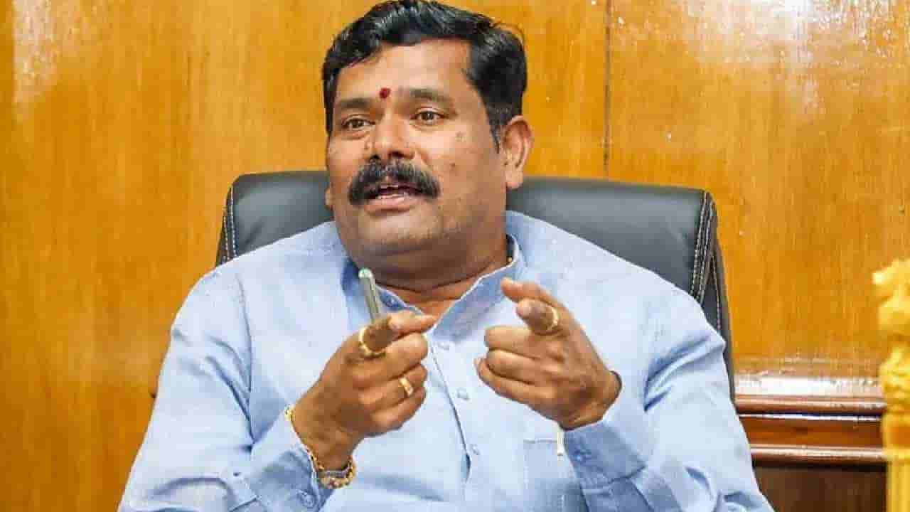 ಬೆಂಗಳೂರಿಗೆ ತೆರಳುತ್ತಿದ್ದ ಮಾರ್ಗ ಮಧ್ಯೆ ಸಚಿವ ಶಿವರಾಜ್ ತಂಗಡಗಿಗೆ ಎದೆ ನೋವು, ಆಸ್ಪತ್ರೆಗೆ ದಾಖಲು