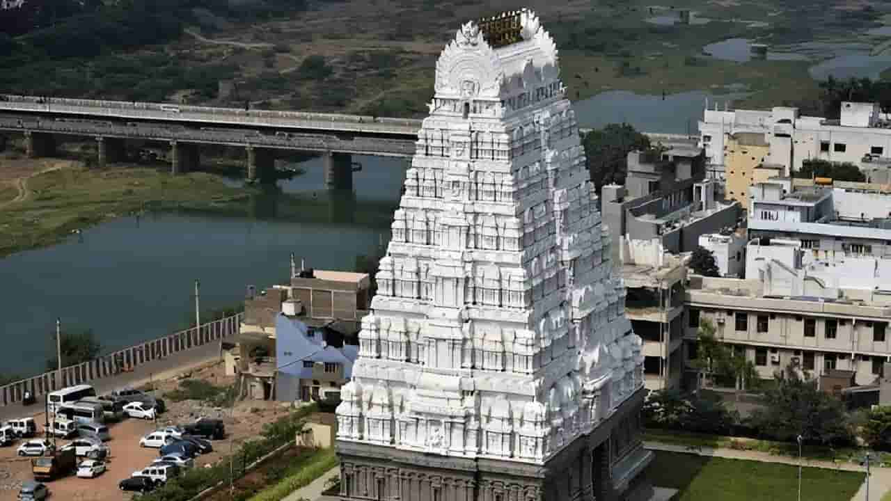 Srikalahasti Temple: ಗ್ರಹಣ ಕಾಲದಲ್ಲೂ ತೆರೆದಿರುವ ಶ್ರೀಕಾಳಹಸ್ತಿ ದೇವಸ್ಥಾನದ ಇಂಟರೆಸ್ಟಿಂಗ್ ಸಂಗತಿ ಇಲ್ಲಿದೆ