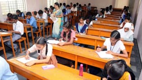 SSLC ಒಟ್ಟು ಮಾರ್ಕ್ಸ್​​ 625ದಿಂದ 525ಕ್ಕೆ ಇಳಿಕೆ: ಹಿಂದಿ ಅಂಕಕ್ಕೆ ಕೋಕ್