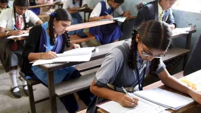 ಎಸ್​​ಎಸ್​​ಎಲ್​ಸಿ ತೃತೀಯ ಭಾಷೆ ಹಿಂದಿ ಪರೀಕ್ಷೆ ದಿಢೀರ್ ಮುಂದೂಡಿಕೆ