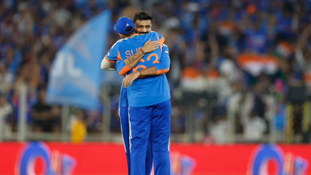 ತಪ್ಪು ನನ್ನದೇ.. ಟಿ20 ವಿಶ್ವಕಪ್ ಗೆದ್ದು ಅಕ್ಷರ್ ಪಟೇಲ್ ಬಳಿ ಕ್ಷಮೆಯಾಚಿಸಿದ ಸೂರ್ಯ