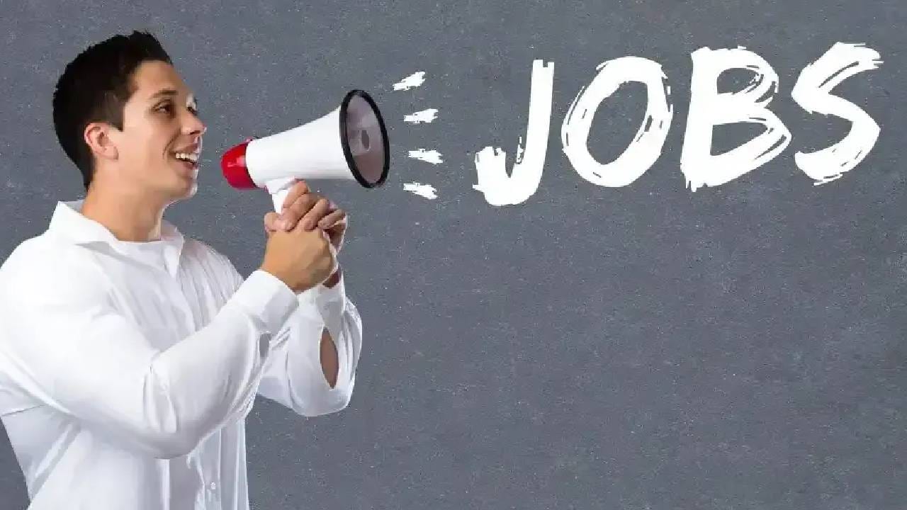Job Opportunities: 10ನೇ ತರಗತಿ ಪಾಸಾದ ಯುವಕ/ಯುವತಿಯರಿಗೆ ಗುಡ್ನ್ಯೂಸ್; ಇಲ್ಲಿದೆ ಉದ್ಯೋಗವಕಾಶ Job Opportunities: 10ನೇ ತರಗತಿ ಪಾಸಾದ ಯುವಕ/ಯುವತಿಯರಿಗೆ ಗುಡ್ನ್ಯೂಸ್; ಇಲ್ಲಿದೆ ಉದ್ಯೋಗವಕಾಶ