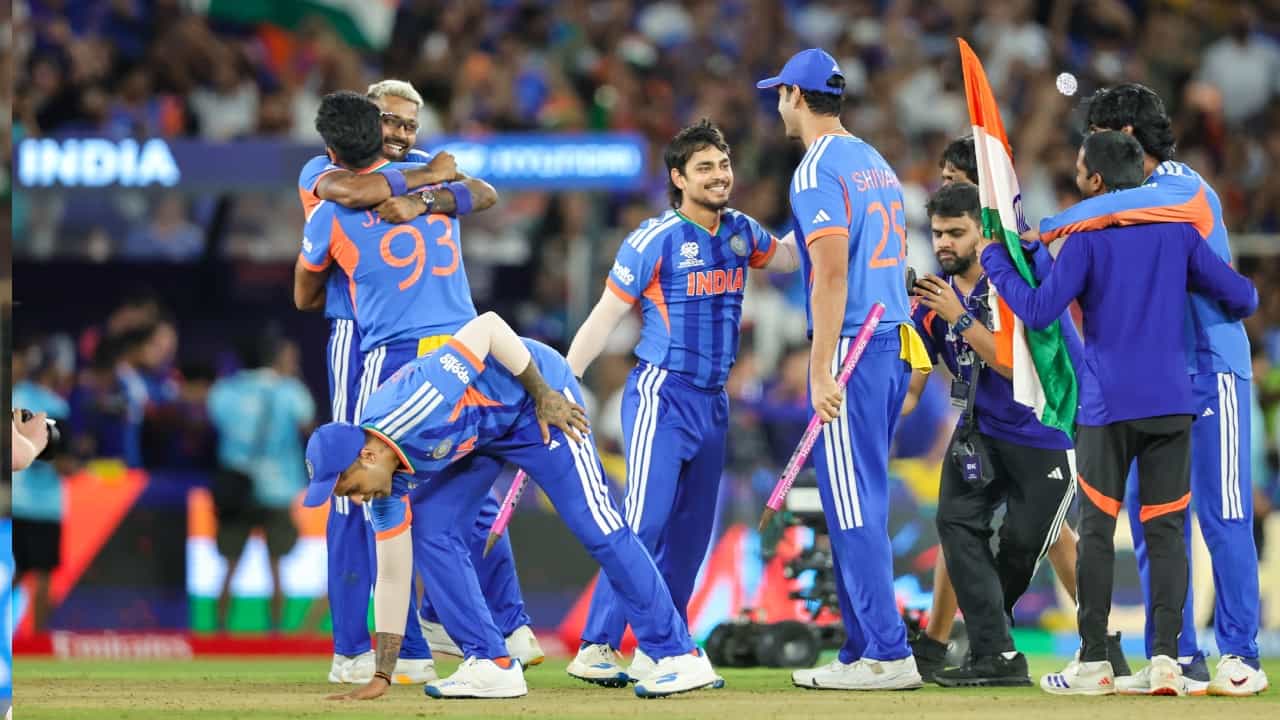IND vs NZ: ಟಿ20 ವಿಶ್ವಕಪ್‌ ಗೆದ್ದು ಇತಿಹಾಸವನ್ನೇ ಬುಡಮೇಲು ಮಾಡಿದ ಟೀಂ ಇಂಡಿಯಾ