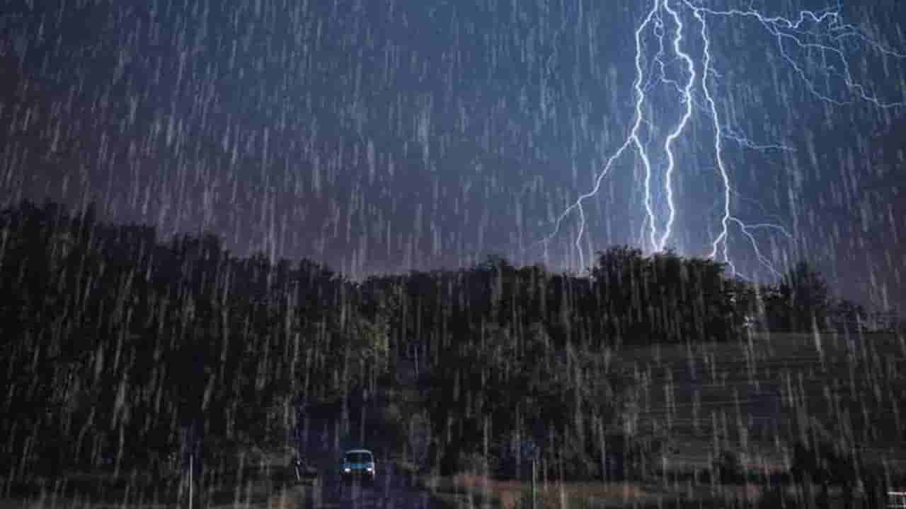 ಕರ್ನಾಟಕ ಹವಾಮಾನ ವರದಿ: ರಾಜ್ಯದಲ್ಲಿ ಗುಡುಗು ಸಹಿತ ಮಳೆಯಾಗುವ ಸಾಧ್ಯತೆ, 17 ಜಿಲ್ಲೆಗಳಿಗೆ ಯೆಲ್ಲೋ ಅಲರ್ಟ್!