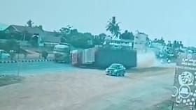 ಅತಿವೇಗವಾಗಿ ಬಂದು ಪಲ್ಟಿಯಾದ ಕ್ಯಾಂಟರ್ ಲಾರಿ, ಬೆಚ್ಚಿಬೀಳಿಸುವ ವಿಡಿಯೋ ವೈರಲ