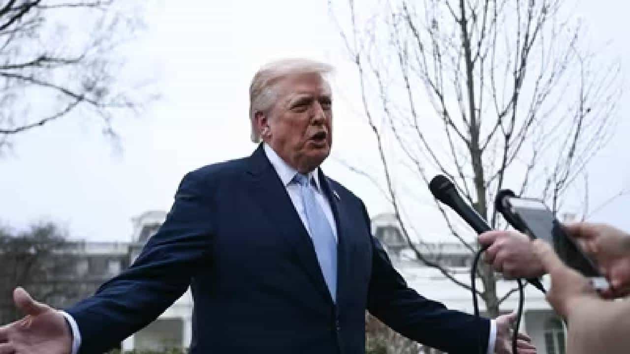 Donald Trump: 48 ಗಂಟೆಯೊಳಗೆ ಹಾರ್ಮುಜ್ ಜಲಸಂಧಿ ತೆರೀರಿ, ಇಲ್ದಿದ್ರೆ.. ಇರಾನ್ಗೆ ಟ್ರಂಪ್ ಬೆದರಿಕೆ Donald Trump: 48 ಗಂಟೆಯೊಳಗೆ ಹಾರ್ಮುಜ್ ಜಲಸಂಧಿ ತೆರೀರಿ, ಇಲ್ದಿದ್ರೆ.. ಇರಾನ್ಗೆ ಟ್ರಂಪ್ ಬೆದರಿಕೆ
