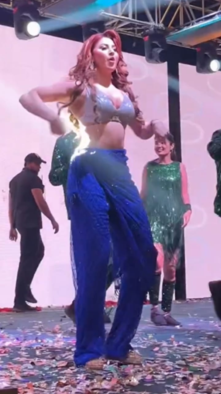 ಊರ್ವಶಿ ರೌಟೆಲಾ ಗ್ಲಾಮರಸ್ ಡ್ಯಾನ್ಸ್: ವಿಡಿಯೋ ನೋಡಿ