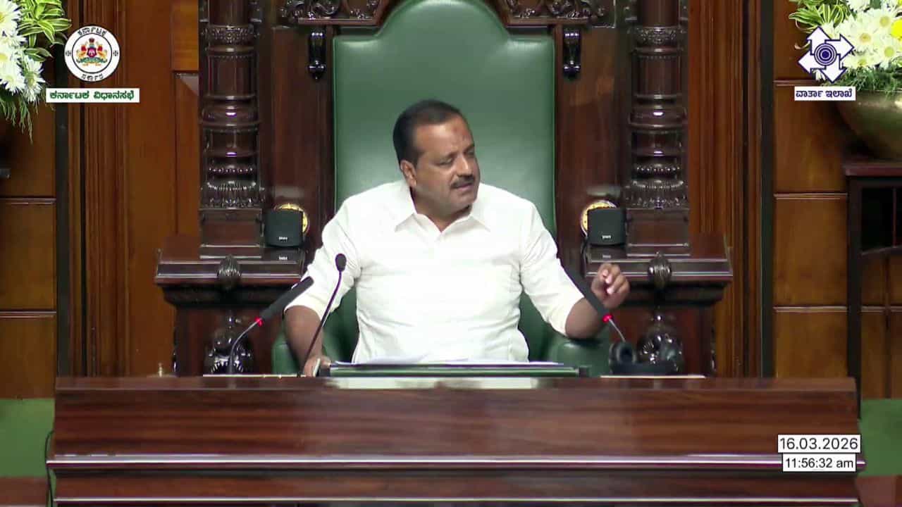 ಸ್ಪೀಕರ್ ಸಿಟ್ಟಿಗೆ​​ ಮೂವರು ಅಧಿಕಾರಿಗಳ ತಲೆದಂಡ: ಖಾದರ್​​ ಮನವೊಲಿಕೆ ಬಳಿಕ ಸದನ ಪುನಾರಂಭ