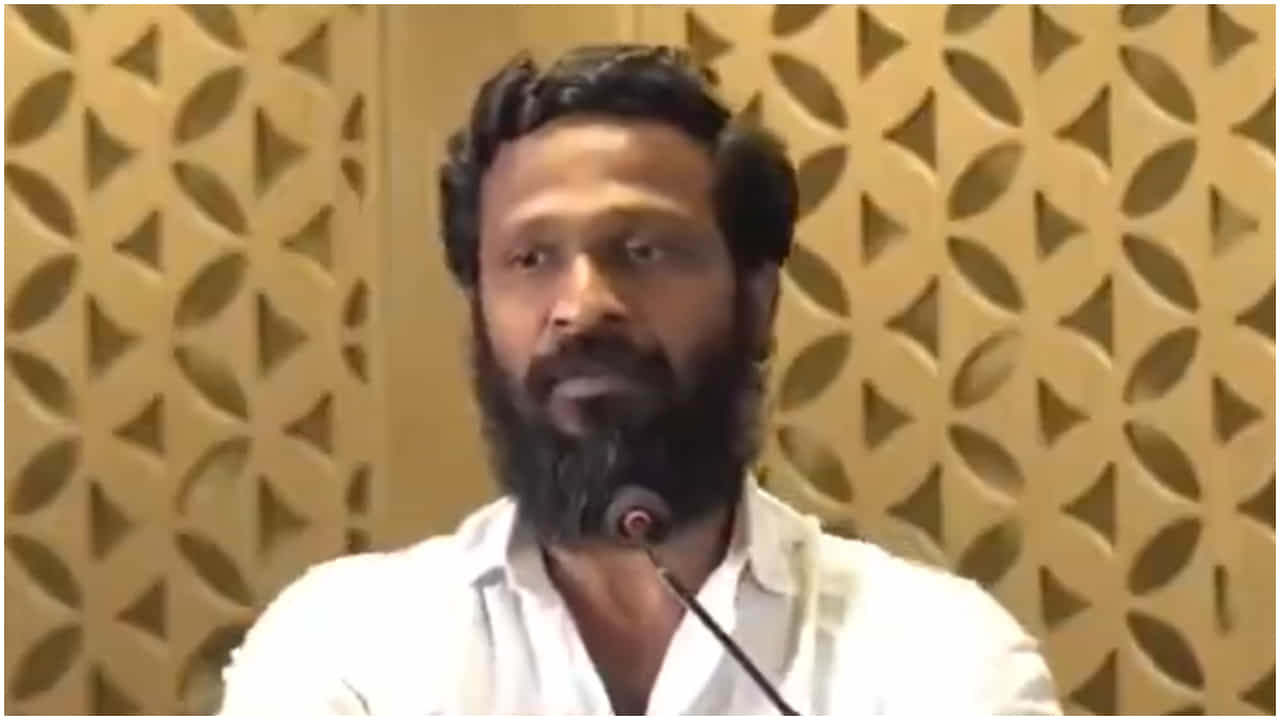 ಧುರಂಧರ್ 2: ಪ್ರೊಪಗಾಂಡ ಸಿನಿಮಾಗಳ ವಿರುದ್ಧ ನಿರ್ದೇಶಕ ವೆಟ್ರಿಮಾರನ್ ಕಿಡಿ; ವಿಡಿಯೋ ವೈರಲ್ ಧುರಂಧರ್ 2: ಪ್ರೊಪಗಾಂಡ ಸಿನಿಮಾಗಳ ವಿರುದ್ಧ ನಿರ್ದೇಶಕ ವೆಟ್ರಿಮಾರನ್ ಕಿಡಿ; ವಿಡಿಯೋ ವೈರಲ್