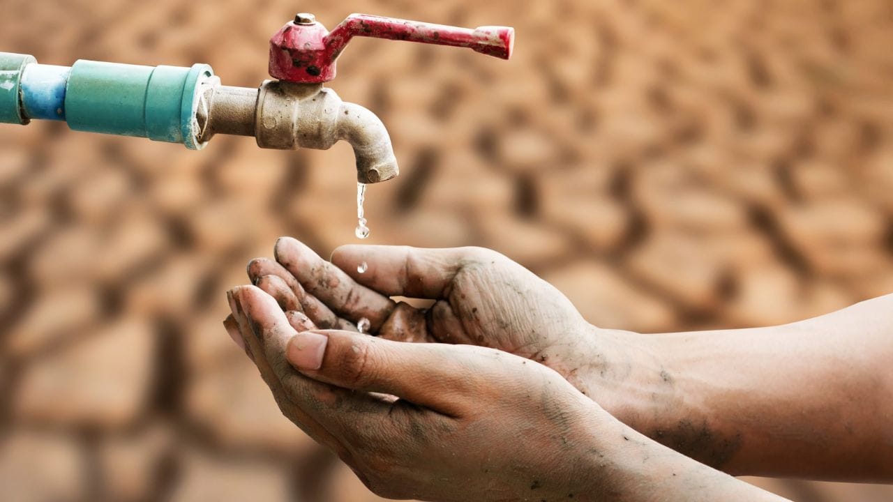 ನೀರಿನ ಕೊರತೆ ಎದುರಿಸಲು ರೆಡಿಯಾಗಬೇಕಿದ್ಯಾ ಕರ್ನಾಟಕ?: ಶಾಕಿಂಗ್ ಮಾಹಿತಿ ಬಿಚ್ಚಿಟ್ಟ ವರದಿ
