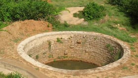 ದಿವ್ಯಾಂಗ ಮಗಳನ್ನು ರಕ್ಷಿಸಲು ಬಾವಿಗೆ ಹಾರಿದ ತಾಯಿ