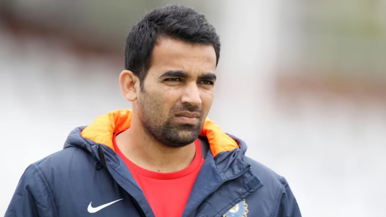 ಬಿಸಿಸಿಐ ಜಹೀರ್ ಖಾನ್ ಅವರಿಗೆ ಮಹತ್ವದ ಜವಾಬ್ದಾರಿಯನ್ನು ನೀಡಿದೆ. ಈ ತಿಂಗಳು ಬೆಂಗಳೂರಿನ ಸೆಂಟರ್ ಆಫ್ ಎಕ್ಸಲೆನ್ಸ್‌ನಲ್ಲಿ ವಿಶೇಷ ತರಬೇತಿ ಶಿಬಿರ ನಡೆಯಲಿದ್ದು, ದೇಶದ ಅಗ್ರ ವೇಗದ ಬೌಲರ್‌ಗಳು ಈ ತರಬೇತಿ ಶಿಬಿರದಲ್ಲಿ ಭಾಗವಹಿಸಲಿದ್ದಾರೆ. ಈ ಶಿಬಿರದಲ್ಲಿ ಜಹೀರ್ ಖಾನ್ ಬೌಲರ್​ಗಳಿಗೆ ತರಬೇತಿ ನೀಡಲಿದ್ದಾರೆ.