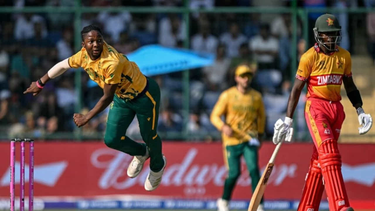 SA vs ZIM: ಸತತ 7ನೇ ಪಂದ್ಯ ಗೆದ್ದ ದಕ್ಷಿಣ ಆಫ್ರಿಕಾಗೆ ಸೆಮಿಫೈನಲ್ ಎದುರಾಳಿ ಯಾರು? SA vs ZIM: ಸತತ 7ನೇ ಪಂದ್ಯ ಗೆದ್ದ ದಕ್ಷಿಣ ಆಫ್ರಿಕಾಗೆ ಸೆಮಿಫೈನಲ್ ಎದುರಾಳಿ ಯಾರು?