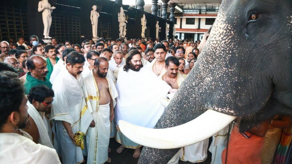 ಕೇರಳದ ರಾಜರಾಜೇಶ್ವರ ದೇವಸ್ಥಾನದ ಜೀರ್ಣೋದ್ಧಾರಕ್ಕಾಗಿ ಅನಂತ್ ಅಂಬಾನಿ ₹12 ಕೋಟಿ ದೇಣಿಗೆ ನೀಡಿದ್ದಾರೆ