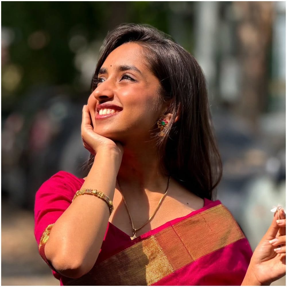 ಅಂಕಿತಾ ಜಯರಾಮ್ ಅವರಿಗೆ ಎಲ್ಲರೂ ಅಭಿನಂದನೆ ತಿಳಿಸುತ್ತಿದ್ದಾರೆ. ನಟನೆಯ ಜೊತೆ ಜೊತೆಗೆ ಅವರು ಶಿಕ್ಷಣದಲ್ಲೂ ಉತ್ತಮವಾಗಿ ಸಾಧನೆ ಮಾಡಿರುವುದು ಅವರ ಕುಟುಂಬದವರ ಖುಷಿ ತಂದಿದೆ. 