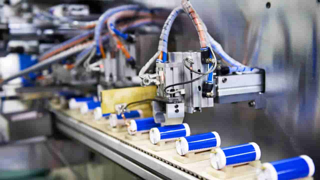 ಬ್ಯಾಟರಿ ಸ್ವಾವಲಂಬನೆಗೆ 3.5 ಲಕ್ಷ ಕೋಟಿ ರೂ ಯೋಜನೆ; ಬ್ಯಾಟರಿ ತಯಾರಕರ ಪಟ್ಟಿ ರೂಪಿಸಲು ಸರ್ಕಾರ ಸಜ್ಜು