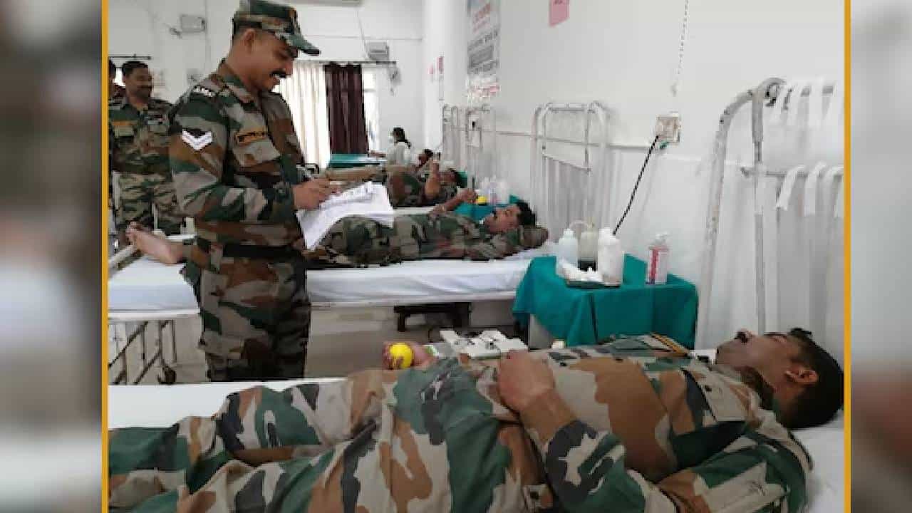 AFMC Admission 2026: ವೈದ್ಯಕೀಯ ಶಿಕ್ಷಣದ ಜೊತೆಗೆ ದೇಶ ಸೇವೆಗೆ ಇಲ್ಲಿದೆ ಸುವರ್ಣ ಅವಕಾಶ AFMC Admission 2026: ವೈದ್ಯಕೀಯ ಶಿಕ್ಷಣದ ಜೊತೆಗೆ ದೇಶ ಸೇವೆಗೆ ಇಲ್ಲಿದೆ ಸುವರ್ಣ ಅವಕಾಶ