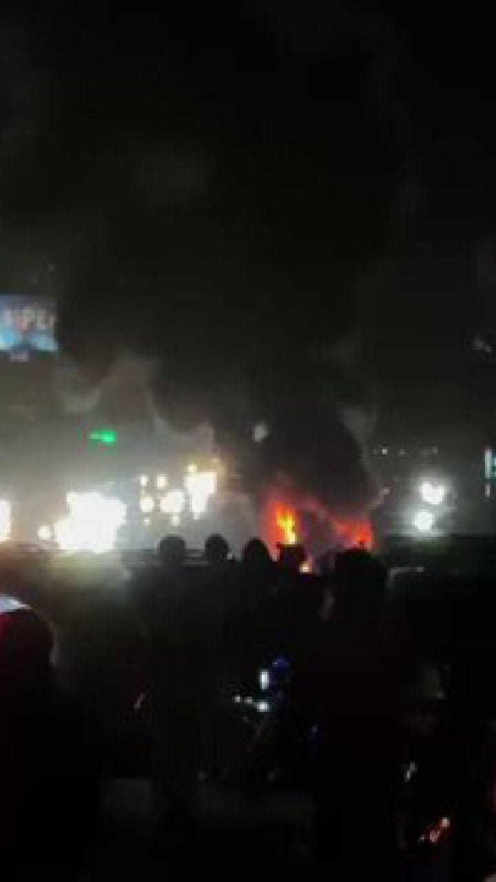 ಬೈರುತ್‌ನಲ್ಲಿ ಕಾರುಗಳ ಮೇಲೆ ಇಸ್ರೇಲ್ ಕ್ಷಿಪಣಿ ದಾಳಿ