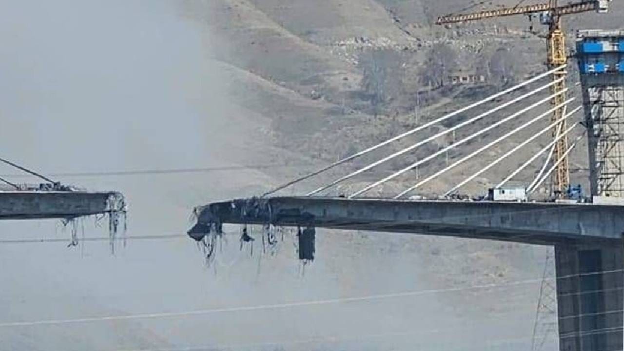 ವಿಡಿಯೋ: ಇರಾನ್ ಮೇಲೆ ಅಮೆರಿಕ-ಇಸ್ರೇಲ್ ದಾಳಿ, ಪ್ರಮುಖ ಸೇತುವೆ ಧ್ವಂಸ