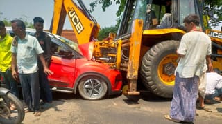 ಹುಬ್ಬಳ್ಳಿಯಲ್ಲಿ ಭೀಕರ ಅಪಘಾತ: ಕಾರಿನ ಇಂಜಿನ್ ಒಳಗೆ ಸಿಲುಕಿದ ವ್ಯಕ್ತಿಯ ರುಂಡ