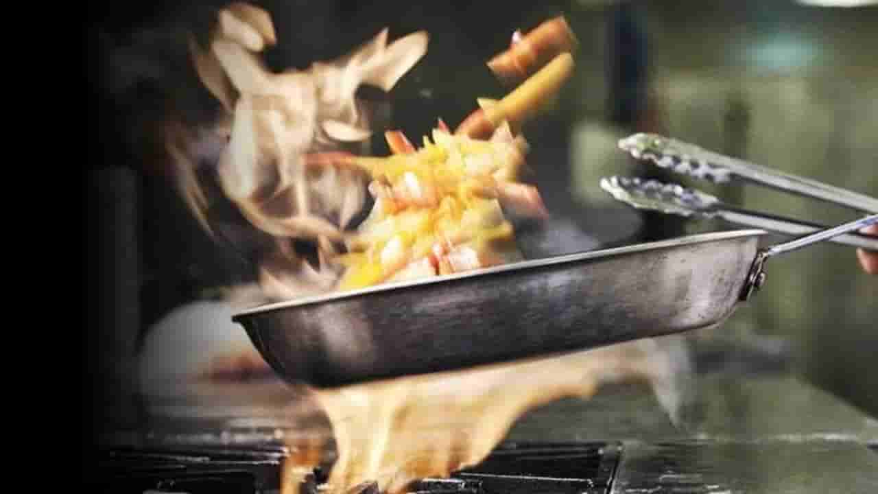 ಕಾರ್ಪೊರೇಟ್ ಕೆಲಸ ತೊರೆದು ಕ್ಲೌಡ್ ಕಿಚನ್ ಶುರು ಮಾಡಿದ ಯುವ ಉದ್ಯಮಿ!