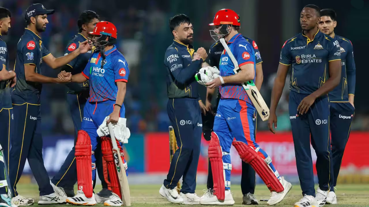 ಈ ಸೋಲಿನೊಂದಿಗೆ ಐಪಿಎಲ್ ಇತಿಹಾಸದಲ್ಲೇ ಅತೀ ಹೆಚ್ಚು ಬಾರಿ 1 ರನ್ನಿಂದ ಸೋತ ತಂಡವೆಂಬ ಹಣೆಪಟ್ಟಿ ಡೆಲ್ಲಿ ಕ್ಯಾಪಿಟಲ್ಸ್ ತಂಡದ ಪಾಲಾಗಿದೆ. ಅಂದರೆ ಇದಕ್ಕೂ ಮುನ್ನ ಡೆಲ್ಲಿ ಕ್ಯಾಪಿಟಲ್ಸ್ ಪಡೆಯು ಮೂರು ಬಾರಿ ಒಂದು ರನ್ ಅಂತರದಿಂದ ಸೋತ ನಿದರ್ಶನಗಳಿವೆ.