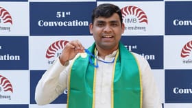 ಬೆಂಗಳೂರು ಐಐಎಂನ ಗೋಲ್ಡ್ ಮೆಡಲಿಸ್ಟ್ ಧ್ವಿತ್​ನ ಕಥೆ