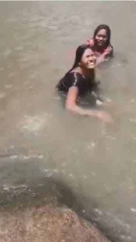 ನೋಡ ನೋಡುತ್ತಲೇ ಜಲಪಾತದಲ್ಲಿ ಮುಳುಗಿ ಮೂವರು ಬಾಲಕಿಯರು ಸಾವು