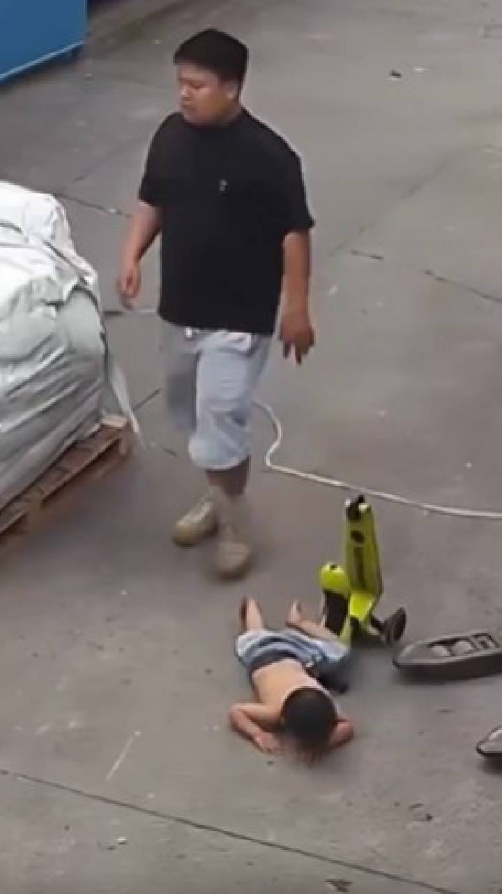 ಮಗು ಬಿದ್ರೂ ಆತನನ್ನು ಎತ್ತೋದು ಬಿಟ್ಟು ತಂದೆ  ಮೊದಲು ಹೋಗಿದ್ದೆಲ್ಲಿಗೆ?