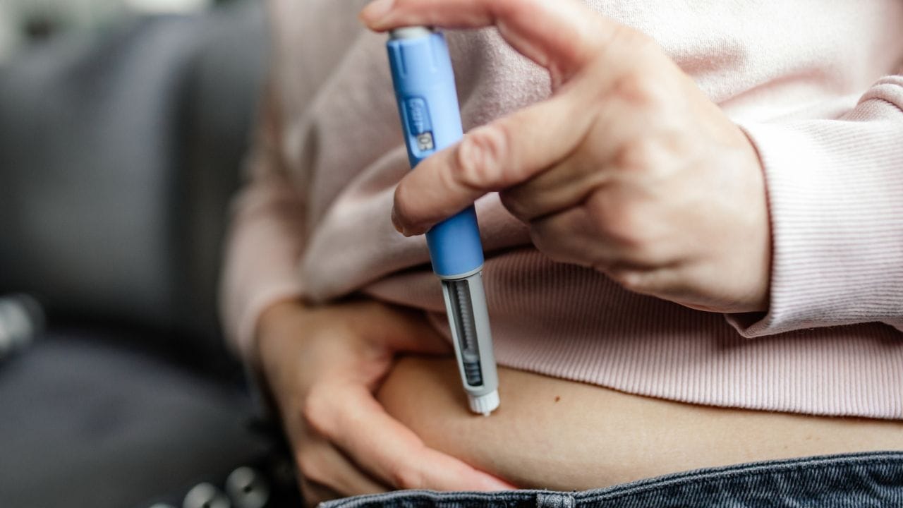 GLP-1 ಔಷಧಿ ನಿಜವಾಗಿಯೂ ಬೊಜ್ಜು ಕಡಿಮೆ ಮಾಡುತ್ತದೆಯೇ? ಕೇಂದ್ರ ಸರ್ಕಾರ ಇದಕ್ಕೆ ನಿಯಂತ್ರಣ ಹೇರಿರುವುದಕ್ಕೆ ಕಾರಣವೇನು?