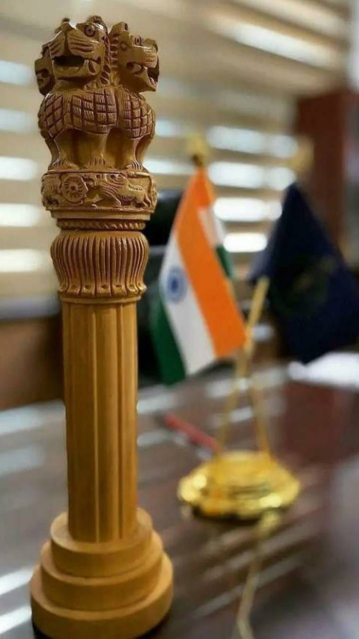 ಸರಕಾರಿ ನೌಕರರೇ.. ಮಿಸ್​​ ಮಾಡ್ದೇ ಈ ವಿಡಿಯೋ ನೋಡಿ