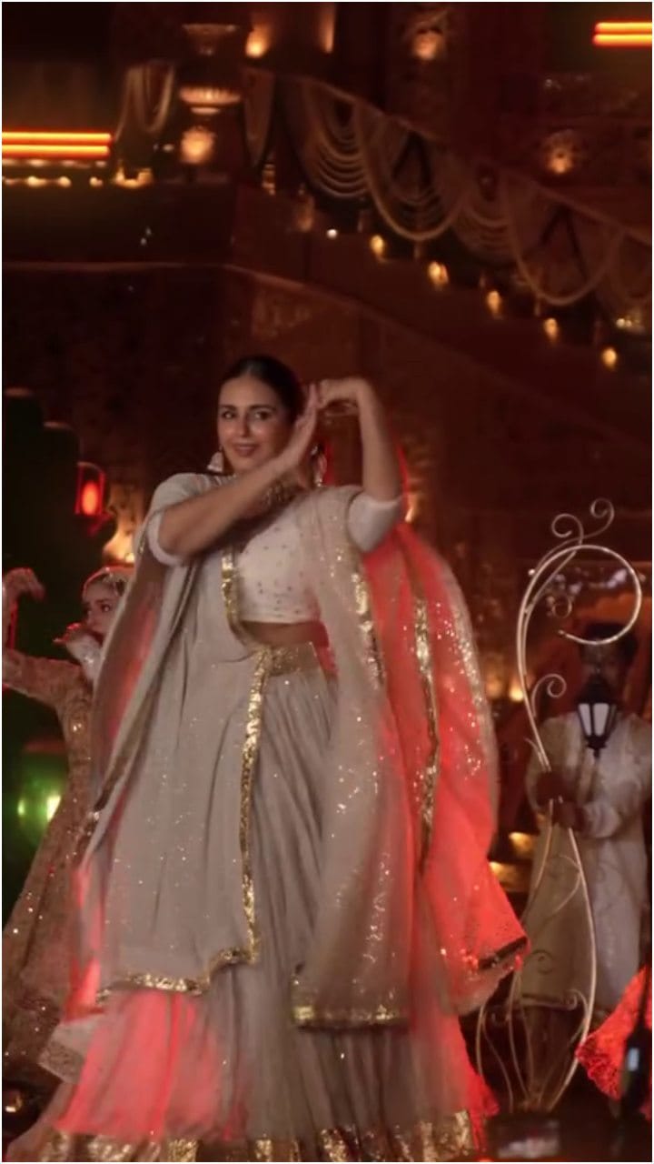 ಎಷ್ಟು ಅದ್ಭುತವಾಗಿ ಡ್ಯಾನ್ಸ್ ಮಾಡ್ತಾರೆ ನೋಡಿ ಟಾಕ್ಸಿಕ್ ನಟಿ ಹುಮಾ