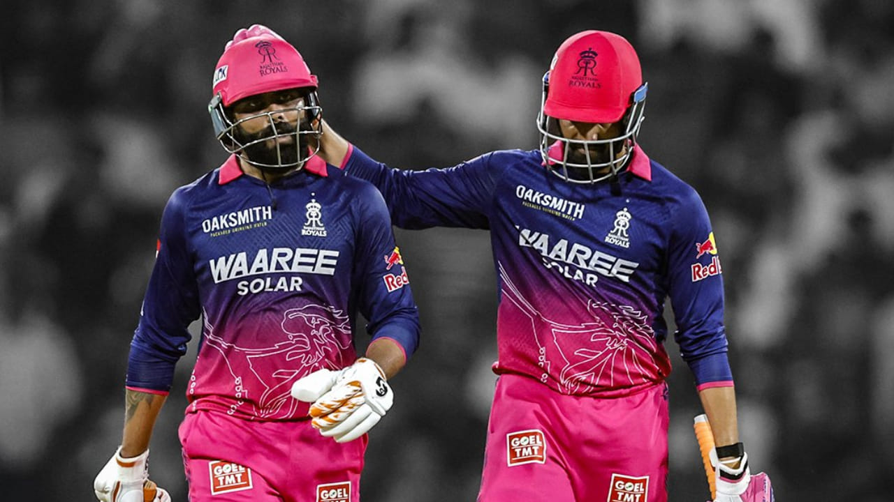 ವಾಸ್ತವವಾಗಿ ಲಕ್ನೋ ವಿರುದ್ಧದ ಪಂದ್ಯಕ್ಕೂ ಒಂದು ದಿನ ಮುಂಚಿತವಾಗಿ ಮಾತನಾಡಿದ್ದ ರಿವಾಬಾ ಜಡೇಜಾ, ಲಕ್ನೋ ವಿರುದ್ಧದ ಪಂದ್ಯದಲ್ಲಿ ರವೀಂದ್ರ ಜಡೇಜಾ ಉತ್ತಮ ಪ್ರದರ್ಶನ ನೀಡುತ್ತಾರೆ ಎಂದಿದ್ದರು. ರಿವಾಬಾ ಹೇಳಿದಂತೆ ಜಡೇಜಾ ಬ್ಯಾಟಿಂಗ್​ನಲ್ಲಿ 43 ರನ್​ಗಳ ನಿರ್ಣಾಯಕ ಇನ್ನಿಂಗ್ಸ್ ಆಡಿದರೆ, ಬೌಲಿಂಗ್​ನಲ್ಲಿ ಪ್ರಮುಖ ವಿಕೆಟ್ ಉರುಳಿಸಿದರು. ಇದಕ್ಕಾಗಿ ಅವರಿಗೆ ಪಂದ್ಯ ಶ್ರೇಷ್ಠ ಪ್ರಶಸ್ತಿಯೂ ಲಭಿಸಿತು.
