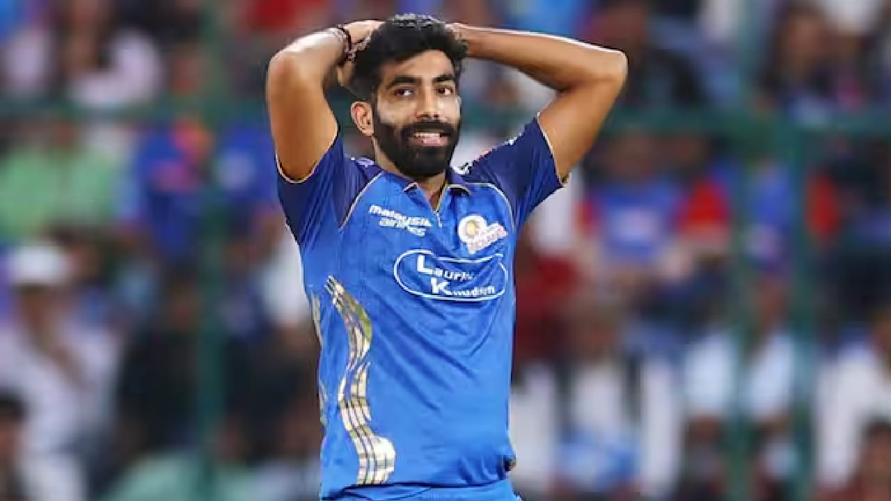 ಇತ್ತ ಬುಮ್ರಾ ಓವರ್ನಲ್ಲಿ ವೈಭವ್ 2 ಸಿಕ್ಸ್ ಸಿಡಿಸುತ್ತಿದ್ದಂತೆ, ಅತ್ತ ಜಸ್ಪ್ರೀತ್ ವಿರುದ್ಧ ಐಪಿಎಲ್ನಲ್ಲಿ ಅತ್ಯಧಿಕ ಸಿಕ್ಸ್ ಸಿಡಿಸಿದ ಬ್ಯಾಟರ್ ಯಾರು ಎಂಬ ಪ್ರಶ್ನೆಯೊಂದು ಹುಟ್ಟಿಕೊಂಡಿದೆ. ಈ ಪ್ರಶ್ನೆಗೆ ಇಲ್ಲಿದೆ ಉತ್ತರ...