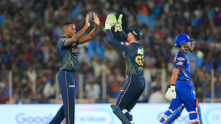 ಹುಬ್ಬಳ್ಳಿಯಲ್ಲಿ ರೋಡ್ ರೋಮಿಯೋಗಳ ಅಟ್ಟಹಾಸ: ಯುವತಿಯರ ಅಂಗಾಂಗ ಮುಟ್ಟಿ ಪರಾರಿಯಾಗುತ್ತಿರುವ ಕಾಮುಕರು, ವಿಡಿಯೋ ವೈರಲ್